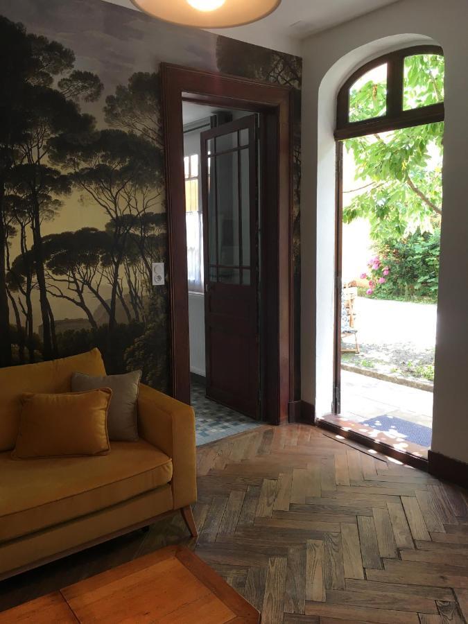 Charmant Appartement Sur Cour, Le Cerisier バニエール・ド・ビゴール エクステリア 写真