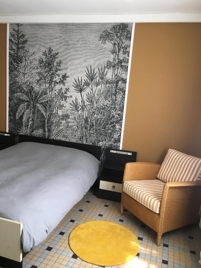 Charmant Appartement Sur Cour, Le Cerisier バニエール・ド・ビゴール エクステリア 写真